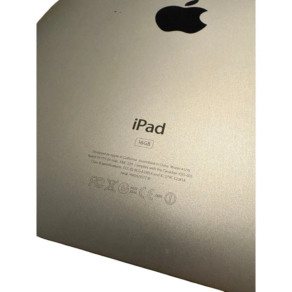 APPLE‎ IPAD A1219 1ST GENERATION 16GB FOR PARTS SEE DESCRIPTION
